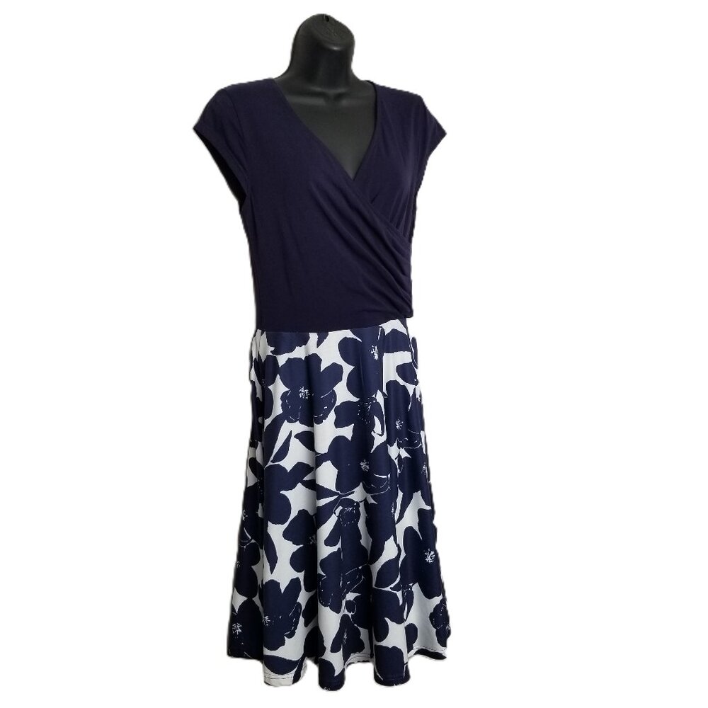 Navy White Floral Faux Wrap Dress Size M Preppy Fit Flare Messic
